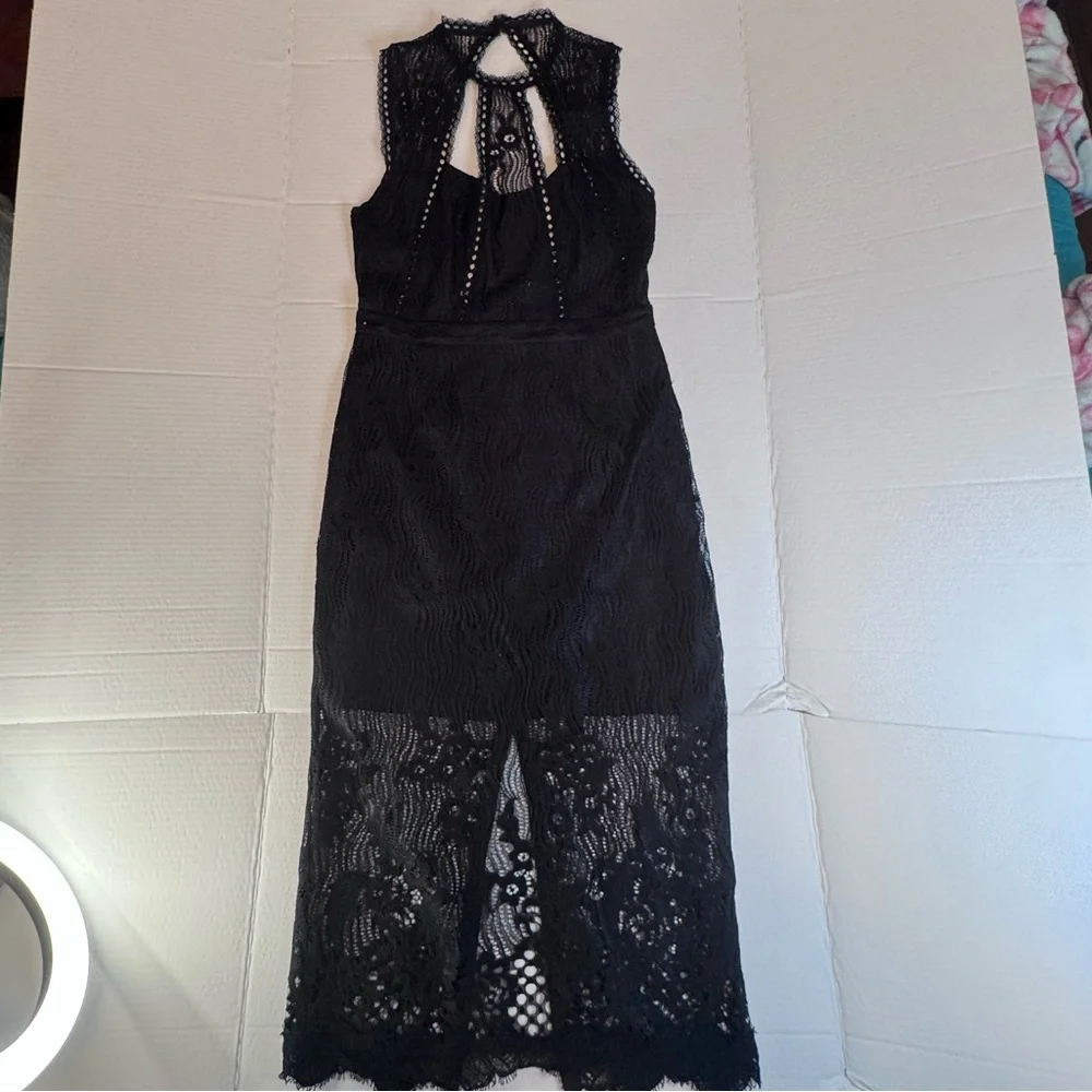 Alexia Black Lace Open Back Midi Dress – Size M - Picture 9 of 15